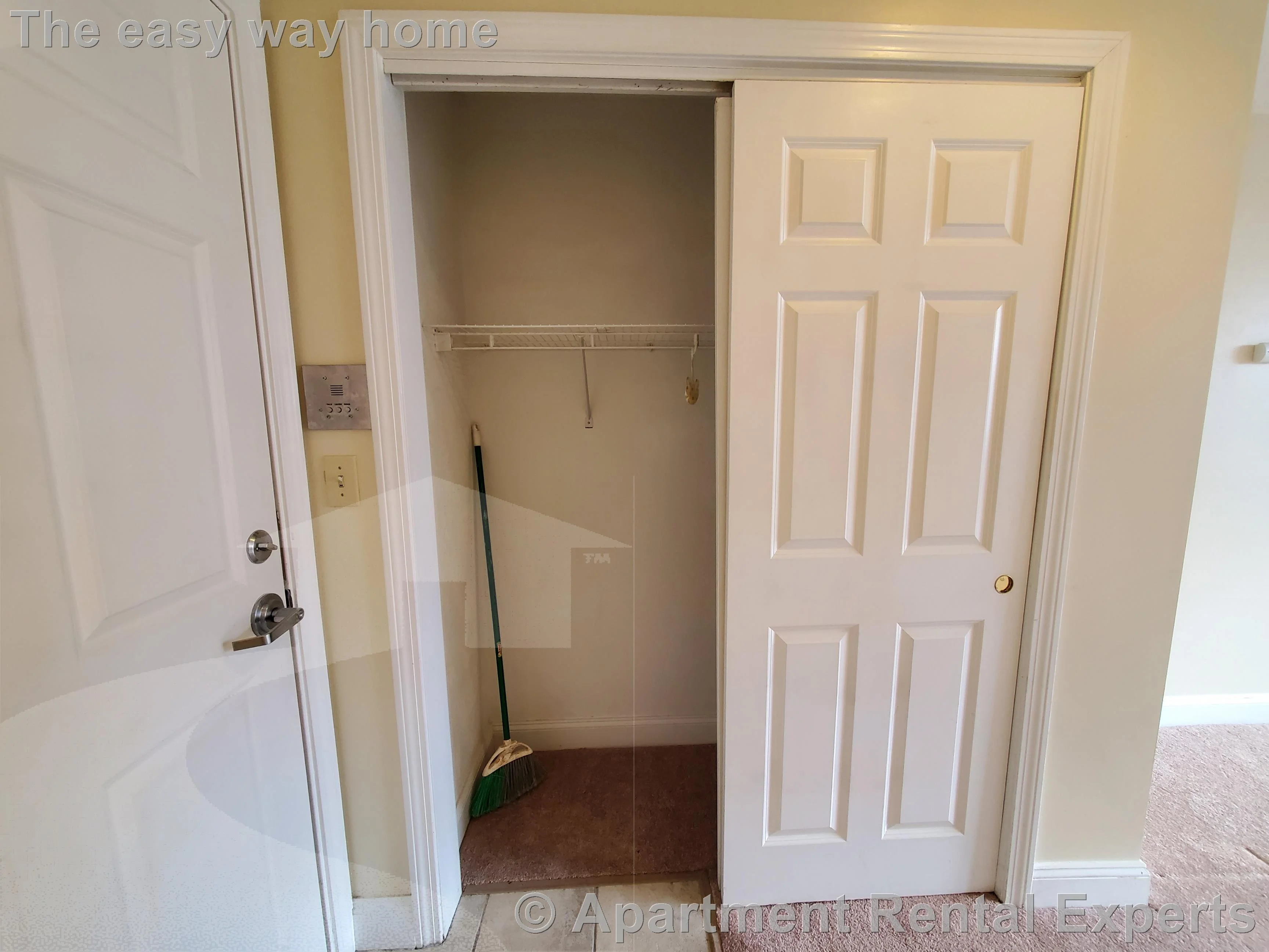 Studio bed, 1 bath apartment for rent at 15 Pearl St Unit 17, Central Square — photo 4 of 7