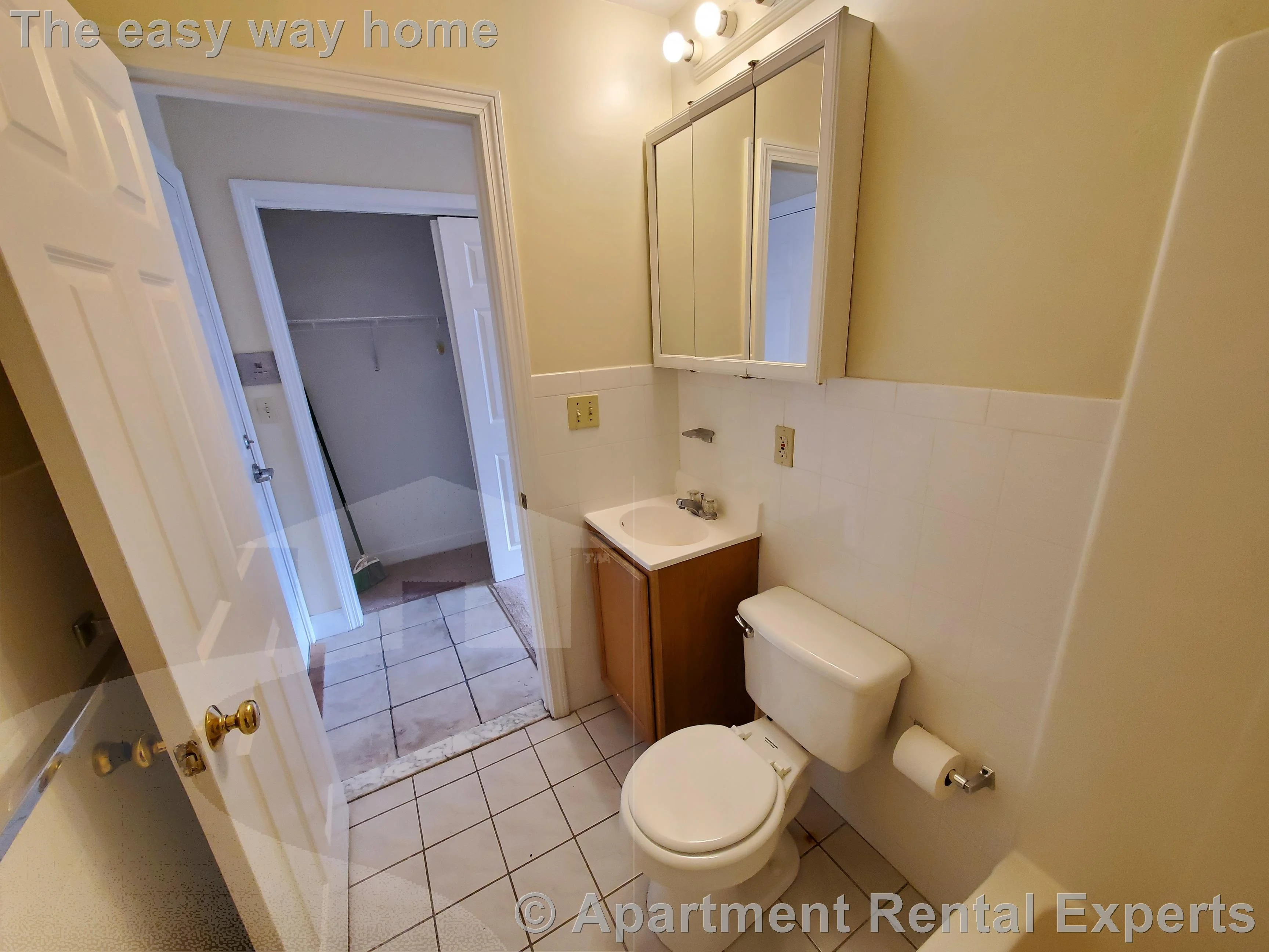 Studio bed, 1 bath apartment for rent at 15 Pearl St Unit 17, Central Square — photo 6 of 7
