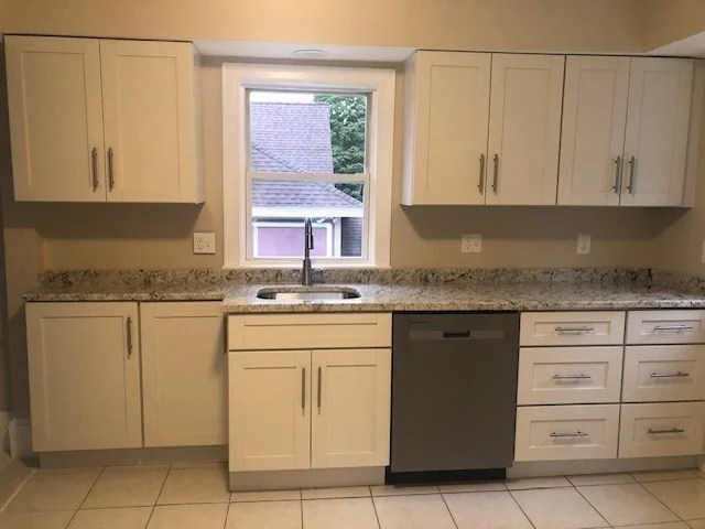 2 bed, 1 bath apartment for rent at 15 Pearl St Unit 2, Reading — photo 2 of 10