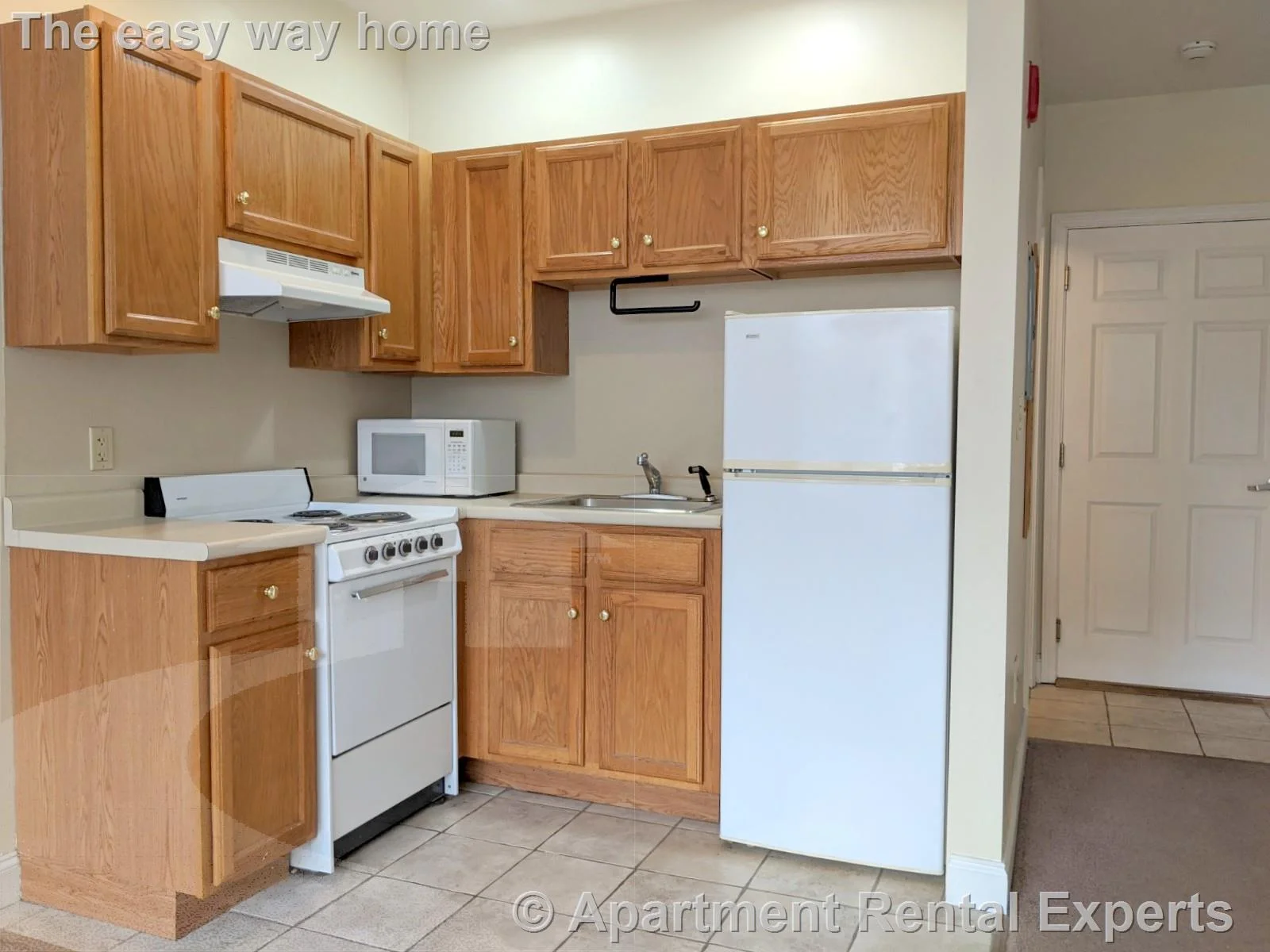 Studio bed, 1 bath apartment for rent at 15 Pearl St Unit 3, Central Square — photo 3 of 8