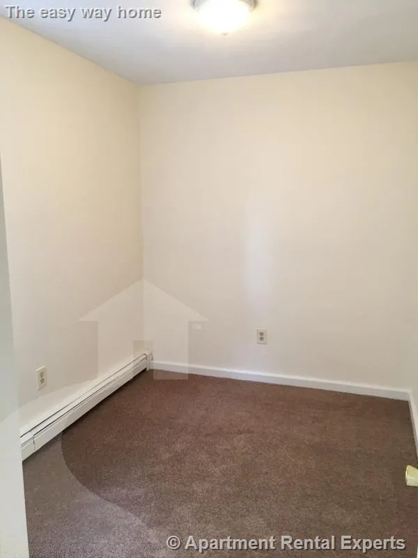 2 bed, 1 bath apartment for rent at 15 Pine St Unit 1, Central Square — photo 4 of 7