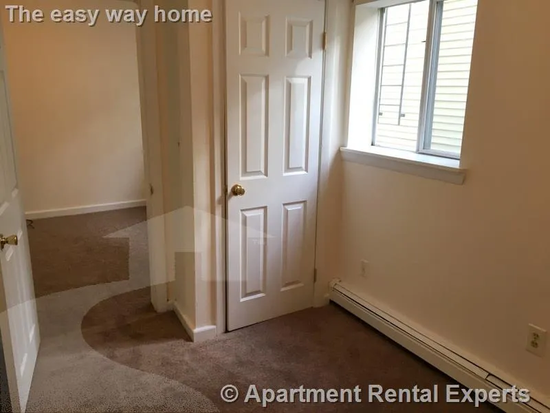 2 bed, 1 bath apartment for rent at 15 Pine St Unit 1, Central Square — photo 5 of 7