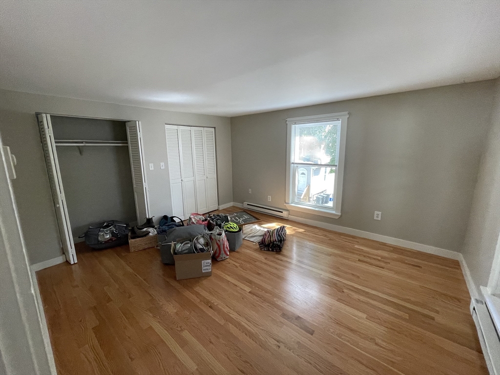 2 bed, 1 bath apartment for rent at 15 Pleasant St Unit 2, Beverly — photo 2 of 13