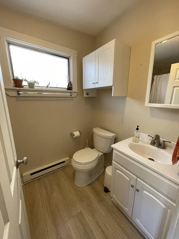2 bed, 1 bath apartment for rent at 15 Pleasant St Unit 3, Beverly — photo 5 of 12