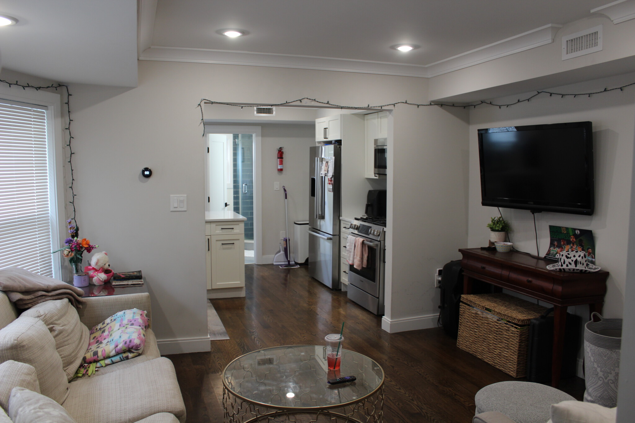 3 bed, 2 bath apartment for rent at 15 Pomeroy St Unit 15, Allston — photo 2 of 12
