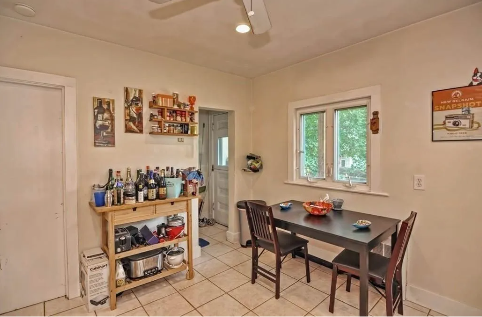 3 bed, 1 bath apartment for rent at 15 Princeton St Unit 1A, South Medford — photo 5 of 8