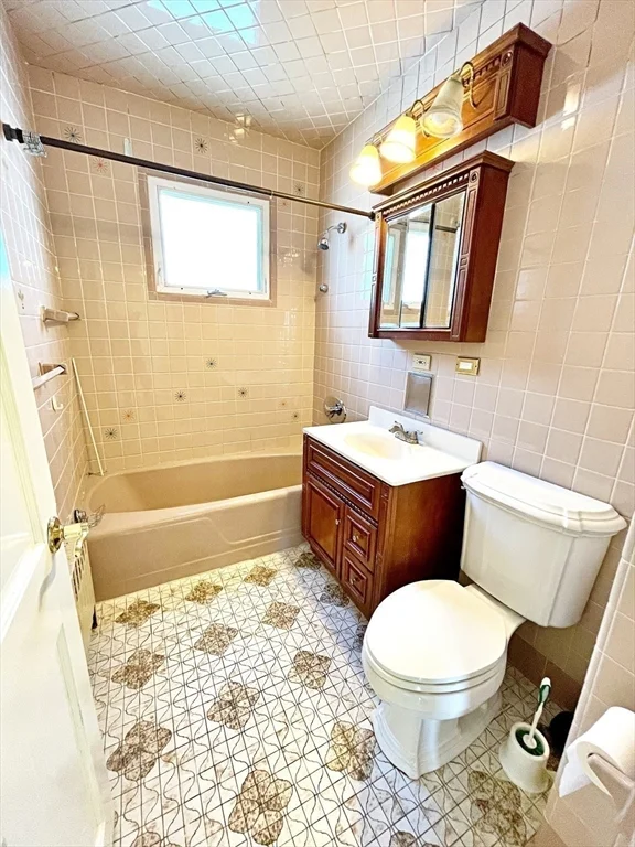 3 bed, 1 bath apartment for rent at 15 Puritan Rd Unit N/A, Ten Hills — photo 27 of 36