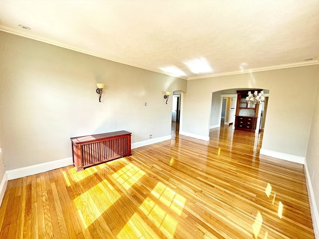 3 bed, 1 bath apartment for rent at 15 Puritan Rd Unit N/A, Ten Hills — photo 7 of 36
