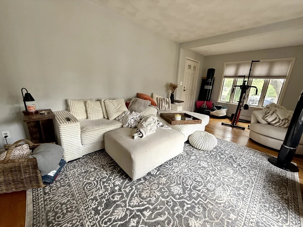 2 bed, 1 bath apartment for rent at 15 Putnam St Unit 1, Watertown — photo 4 of 26