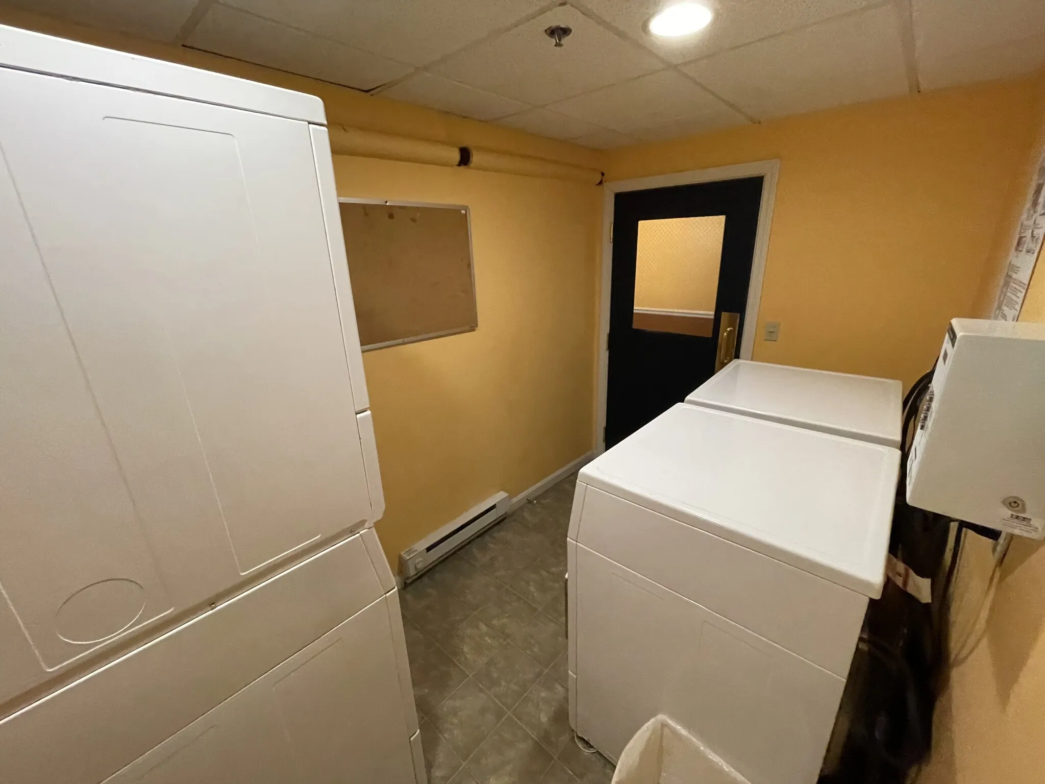 1 bed, 1 bath apartment for rent at 15 Queensberry St Unit 2, Fenway — photo 2 of 4