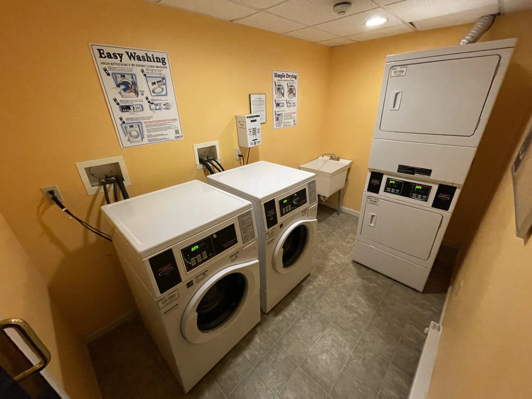 1 bed, 1 bath apartment for rent at 15 Queensberry St Unit 2, Fenway