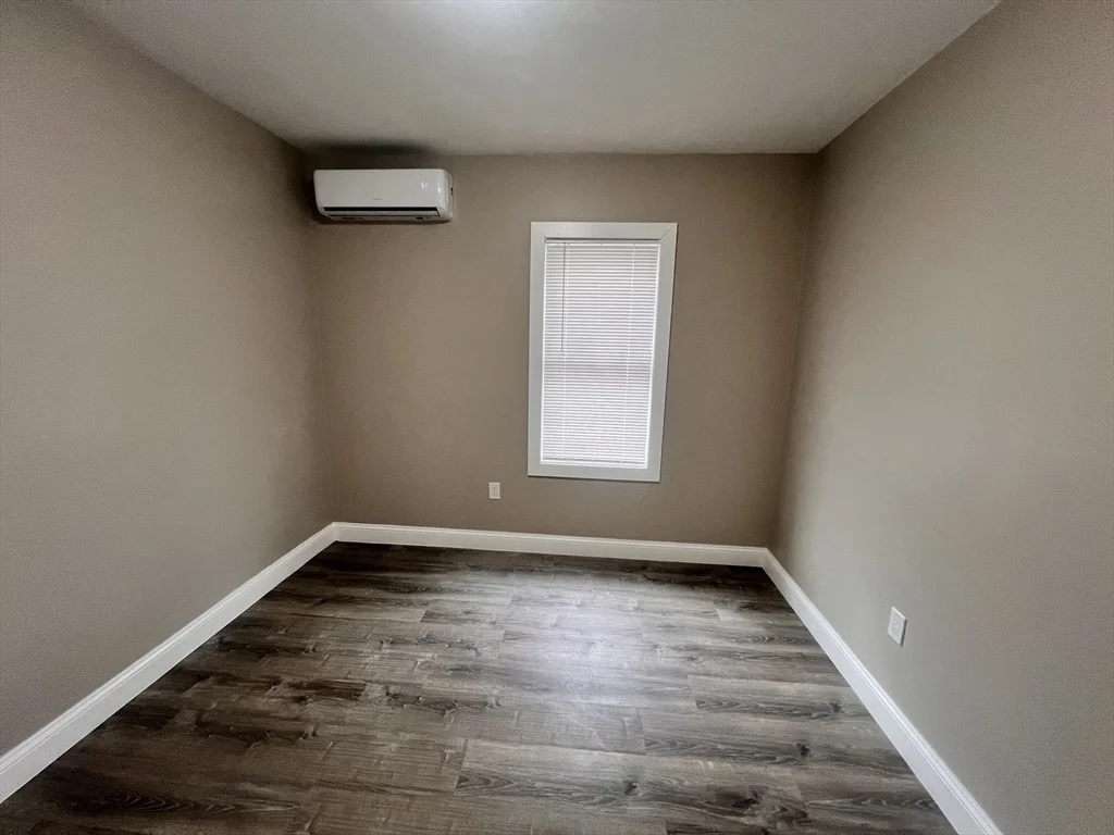 2 bed, 1 bath apartment for rent at 15 Quince Field Unit 2, Dorchester — photo 4 of 4