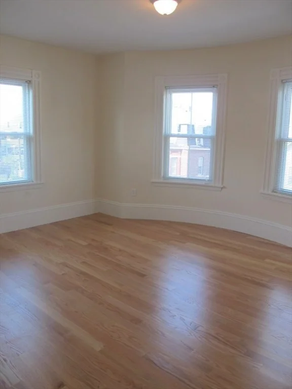 3 bed, 2 bath apartment for rent at 15 Quincy St Unit 3, Union Square — photo 5 of 21