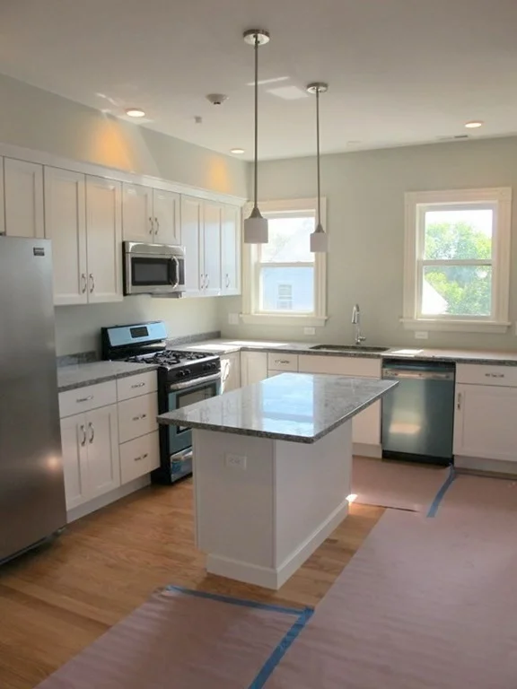 3 bed, 2 bath apartment for rent at 15 Quincy St Unit 3, Union Square — photo 2 of 21