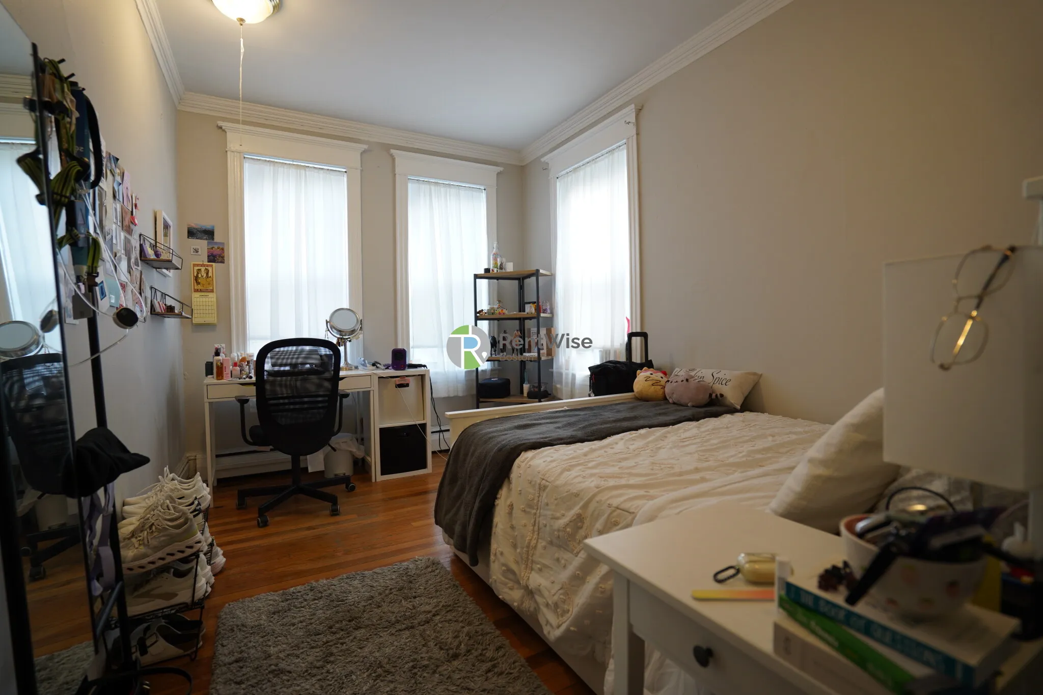 3 bed, 1 bath apartment for rent at 15 Quint Ave Unit 4, Brighton — photo 16 of 18
