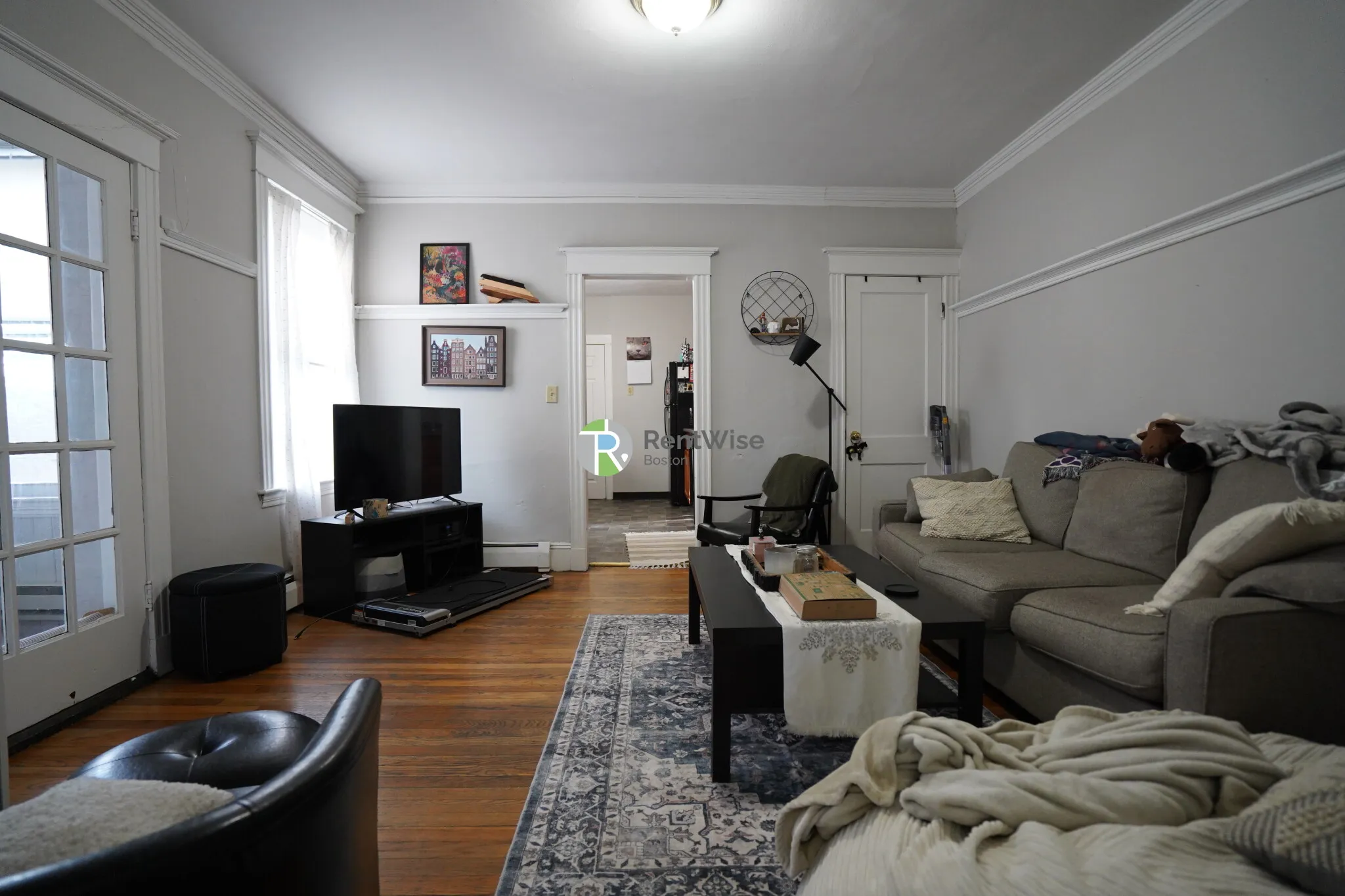 3 bed, 1 bath apartment for rent at 15 Quint Ave Unit 4, Brighton — photo 1 of 18