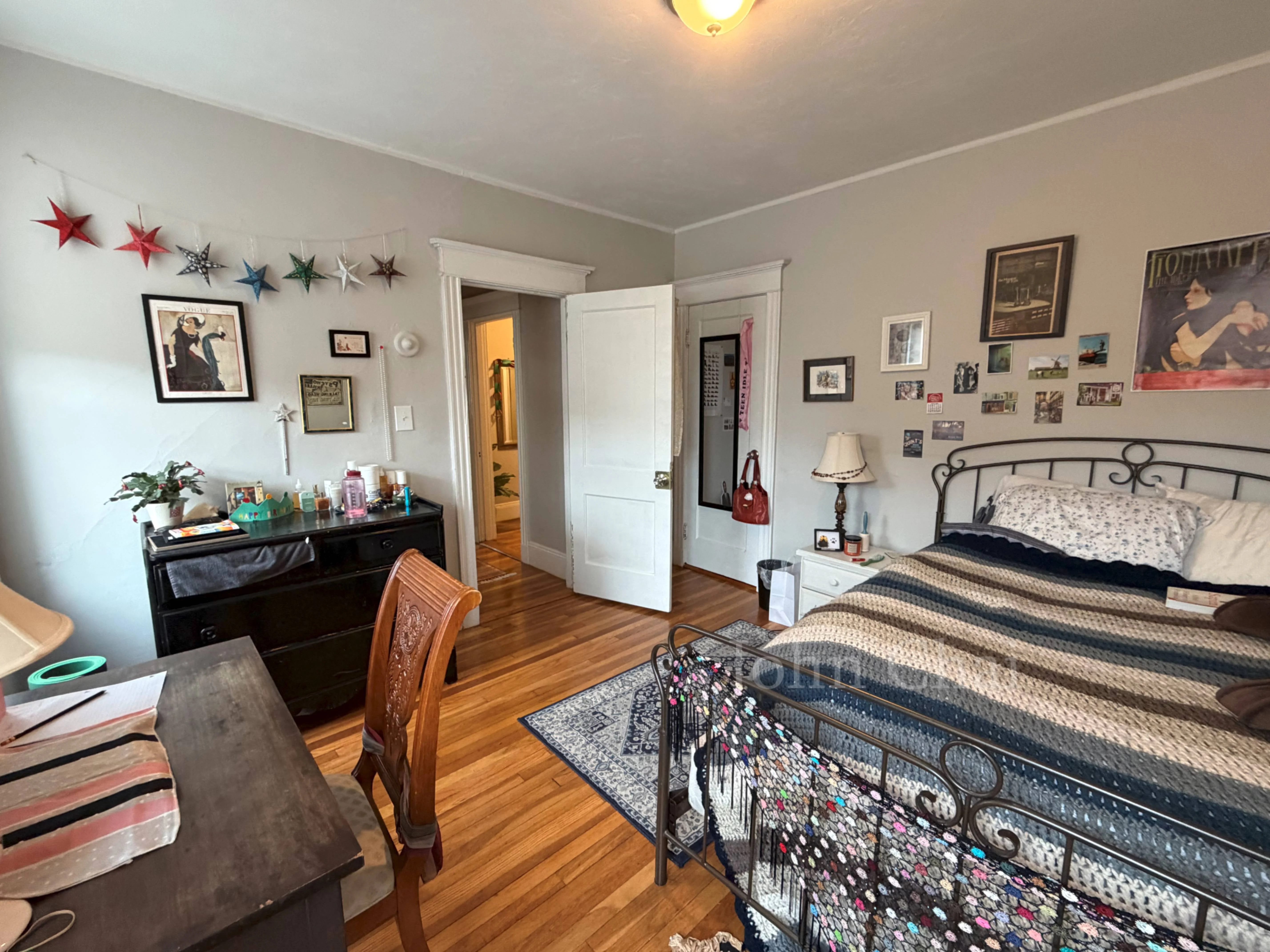 4 bed, 1 bath apartment for rent at 15 Quint Ave Unit 6, Brighton — photo 38 of 45