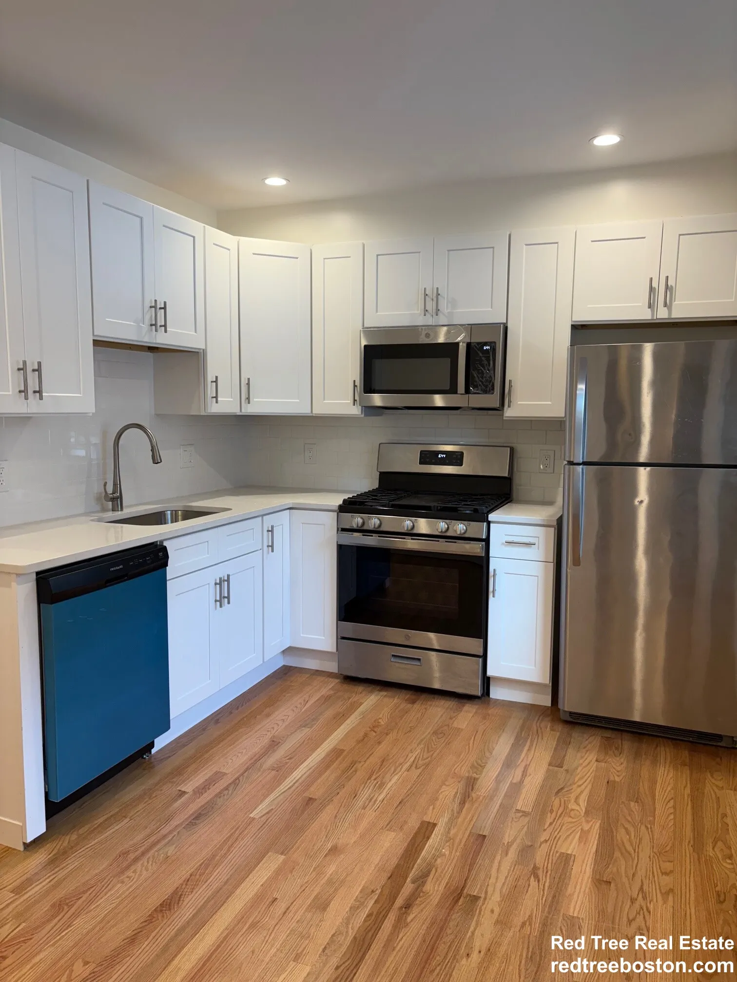 4 bed, 1 bath apartment for rent at 15 Radnor Rd Unit 1, Brighton — photo 1 of 12