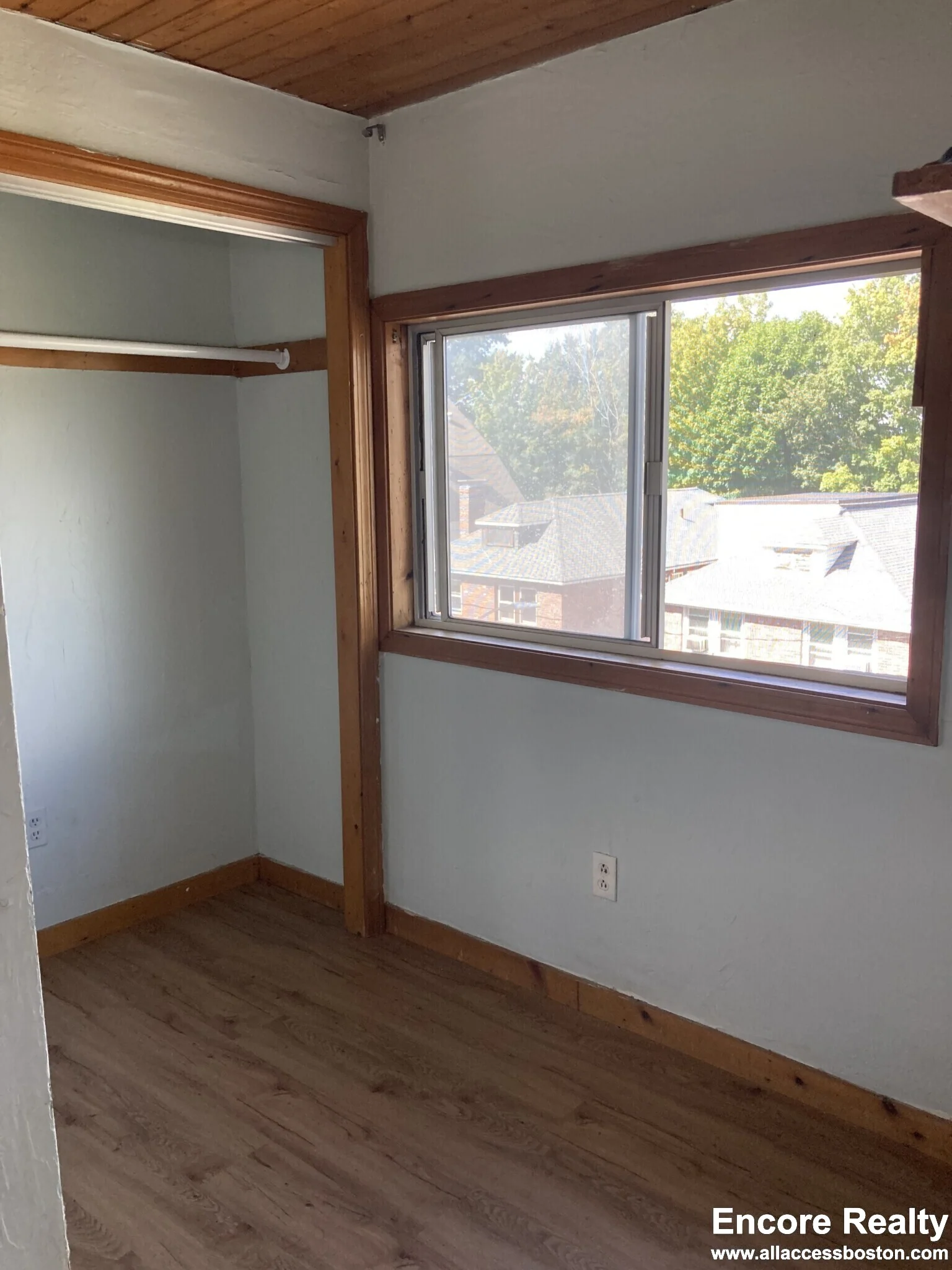 6 bed, 2 bath apartment for rent at 15 Radnor Rd Unit 2, Brighton — photo 14 of 14