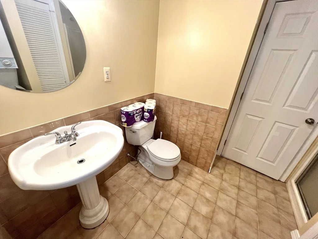 2 bed, 1 bath apartment for rent at 15 Ralph Piteri Ter Unit 1, Watertown — photo 13 of 14
