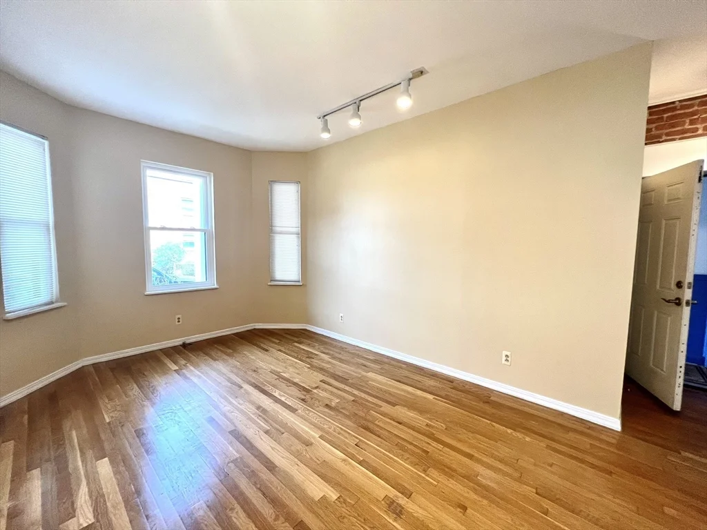2 bed, 1 bath apartment for rent at 15 Ralph Piteri Ter Unit 1, Watertown — photo 5 of 14