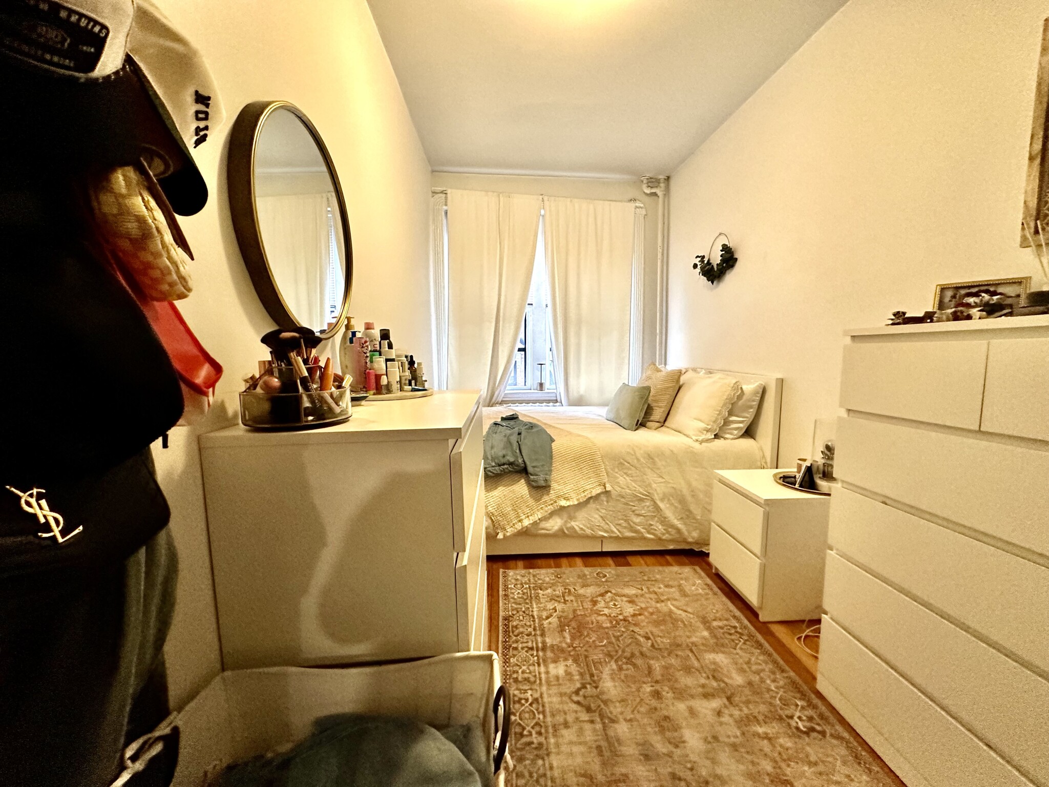 2 bed, 1 bath apartment for rent at 15 Revere St Unit 3, Beacon Hill — photo 2 of 28
