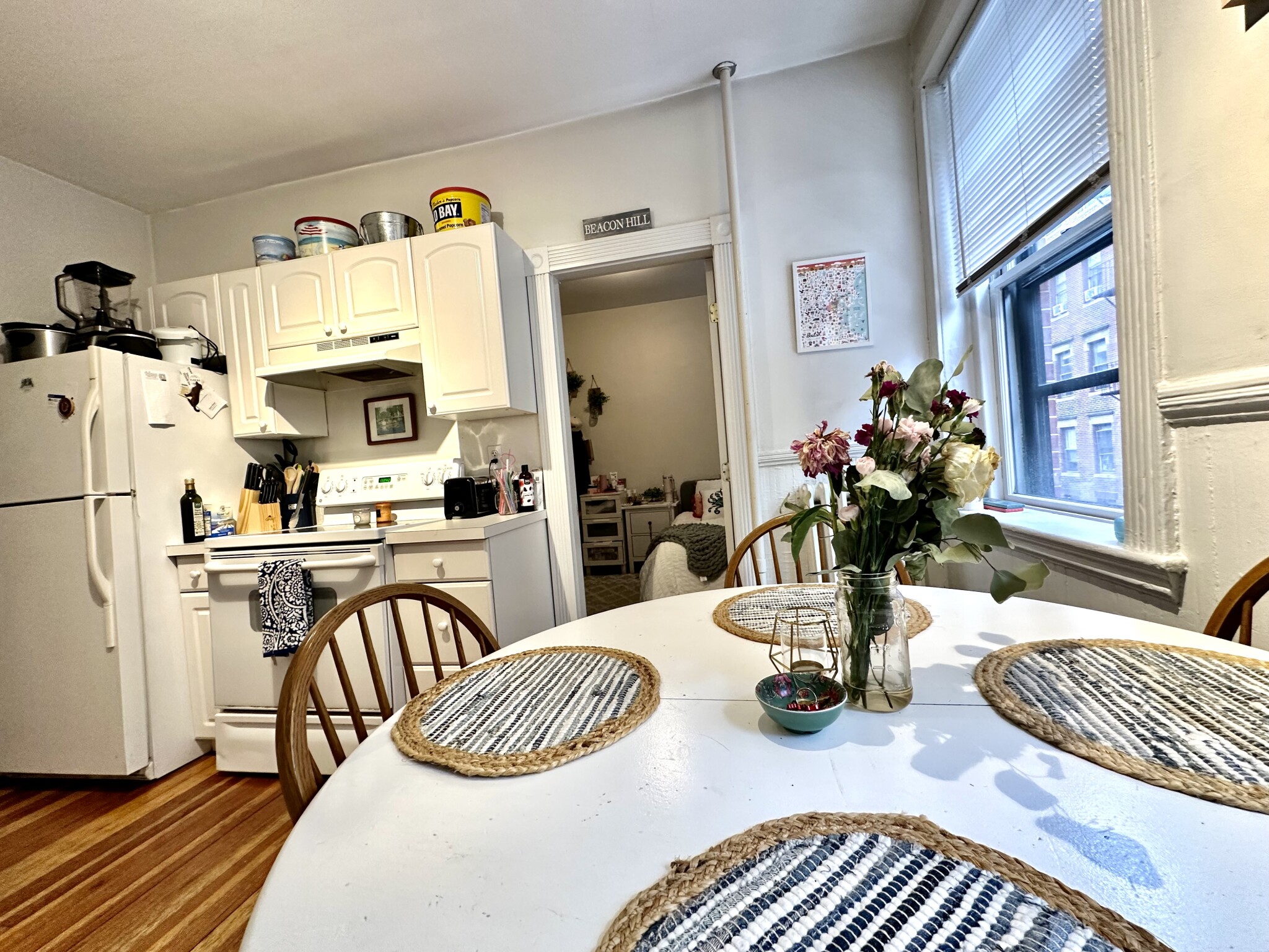 2 bed, 1 bath apartment for rent at 15 Revere St Unit 3, Beacon Hill — photo 9 of 28