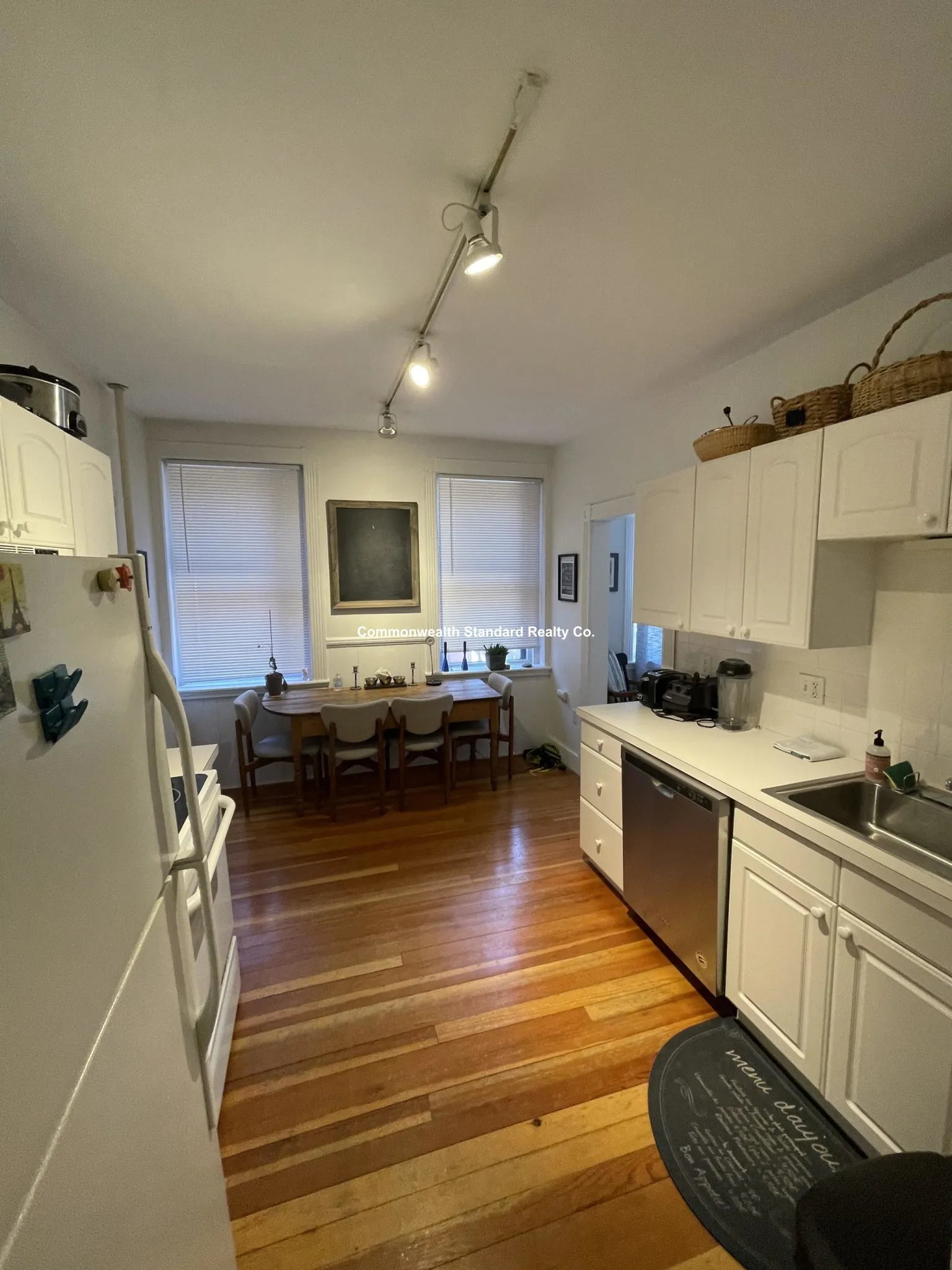 2 bed, 1 bath apartment for rent at 15 Revere St Unit 7, Beacon Hill — photo 44 of 62