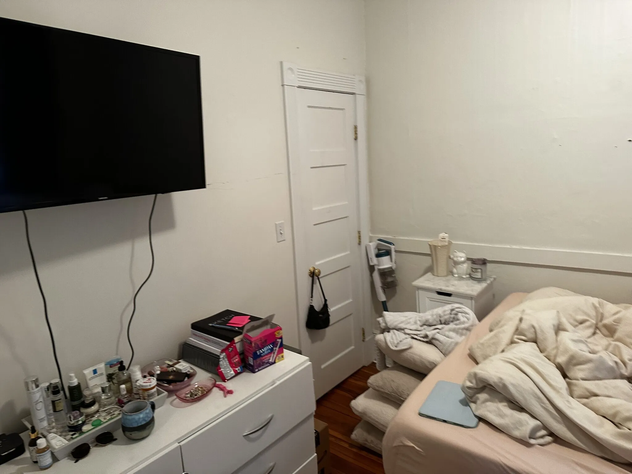 2 bed, 1 bath apartment for rent at 15 Revere St Unit 7, Beacon Hill — photo 26 of 62