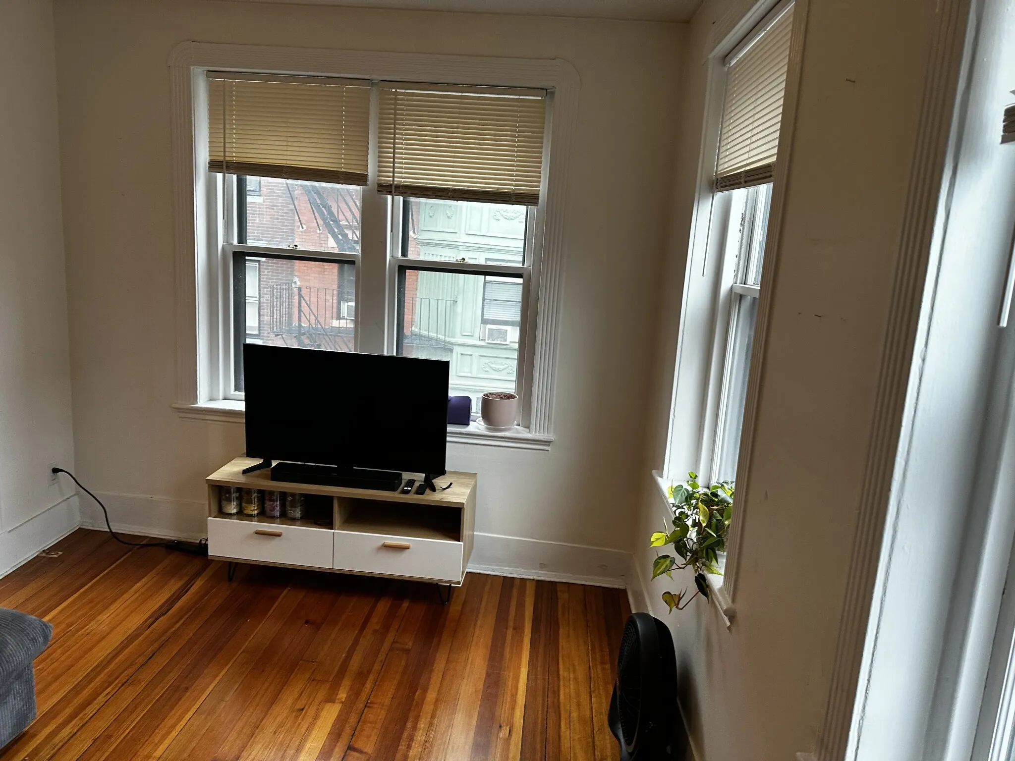 2 bed, 1 bath apartment for rent at 15 Revere St Unit 7, Beacon Hill — photo 22 of 62