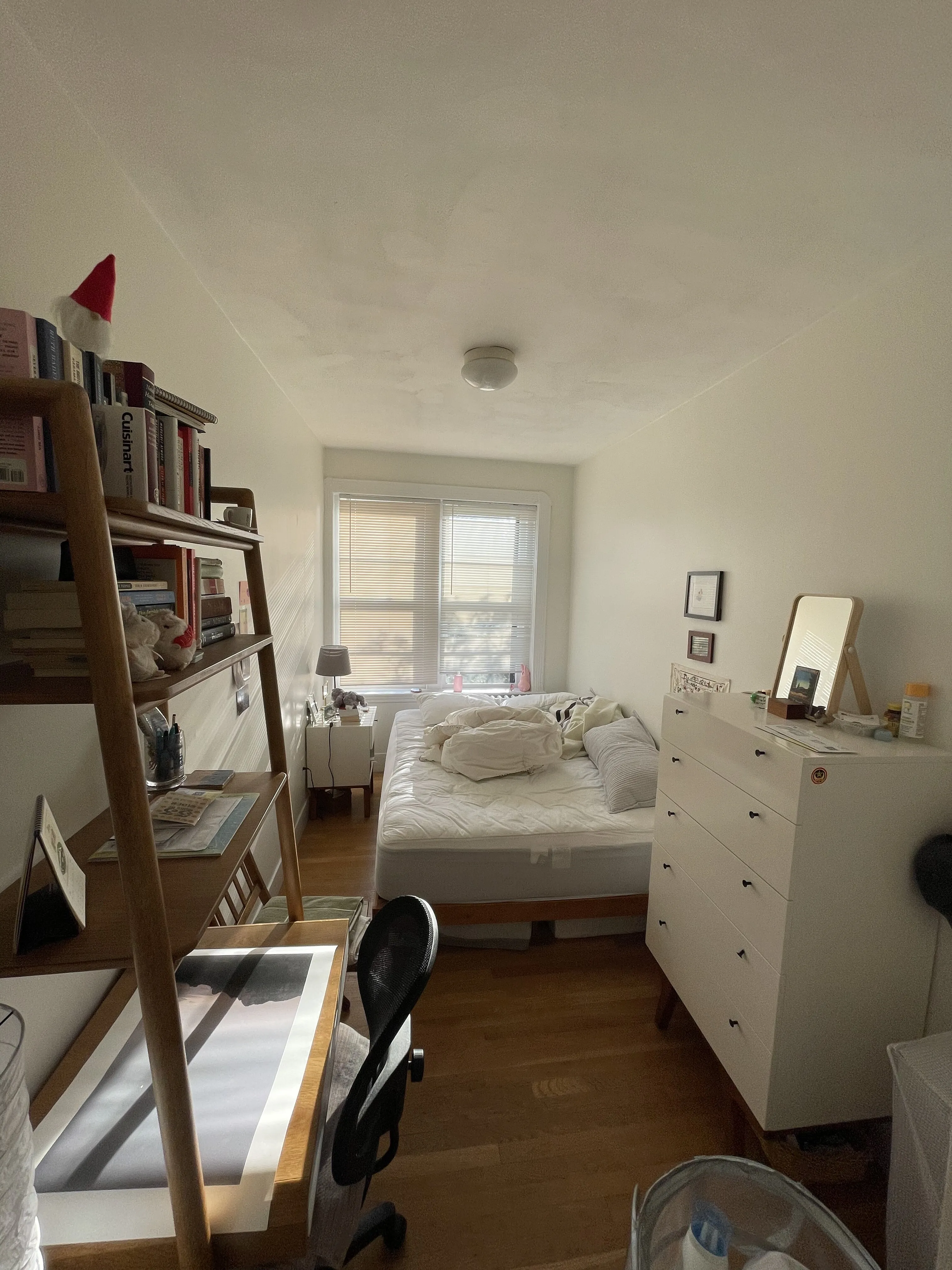 2 bed, 1 bath apartment for rent at 15 Revere St Unit 9, Beacon Hill — photo 9 of 33
