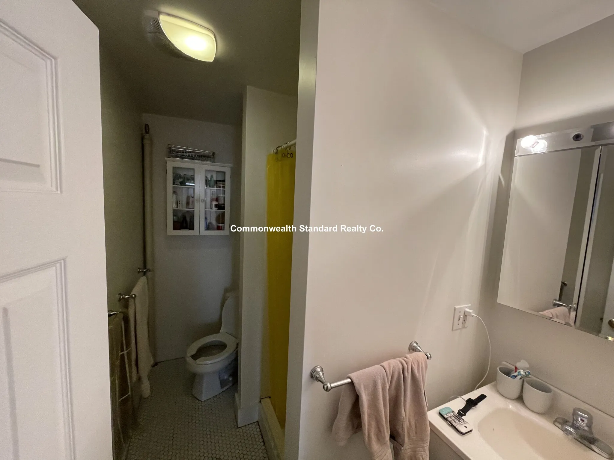 2 bed, 1 bath apartment for rent at 15 Revere St Unit 9, Beacon Hill — photo 8 of 33