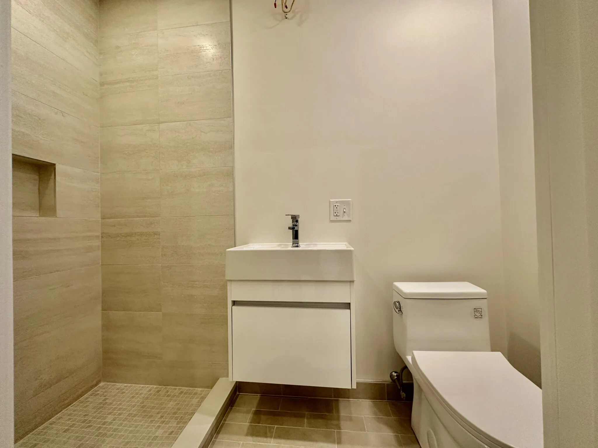 1 bed, 1 bath apartment for rent at 15 Revere St Unit B, Beacon Hill — photo 12 of 19