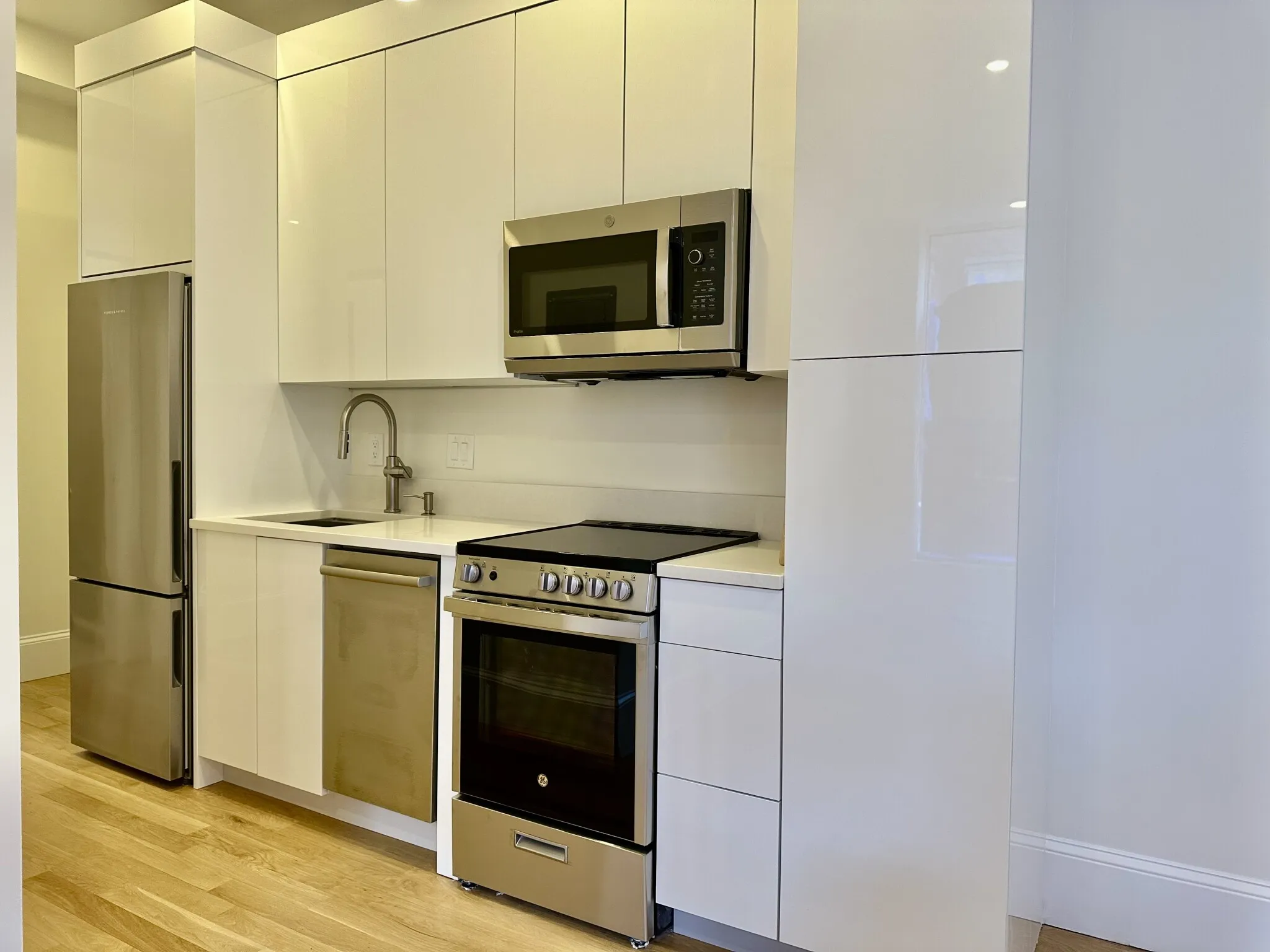 1 bed, 1 bath apartment for rent at 15 Revere St Unit B, Beacon Hill — photo 11 of 19