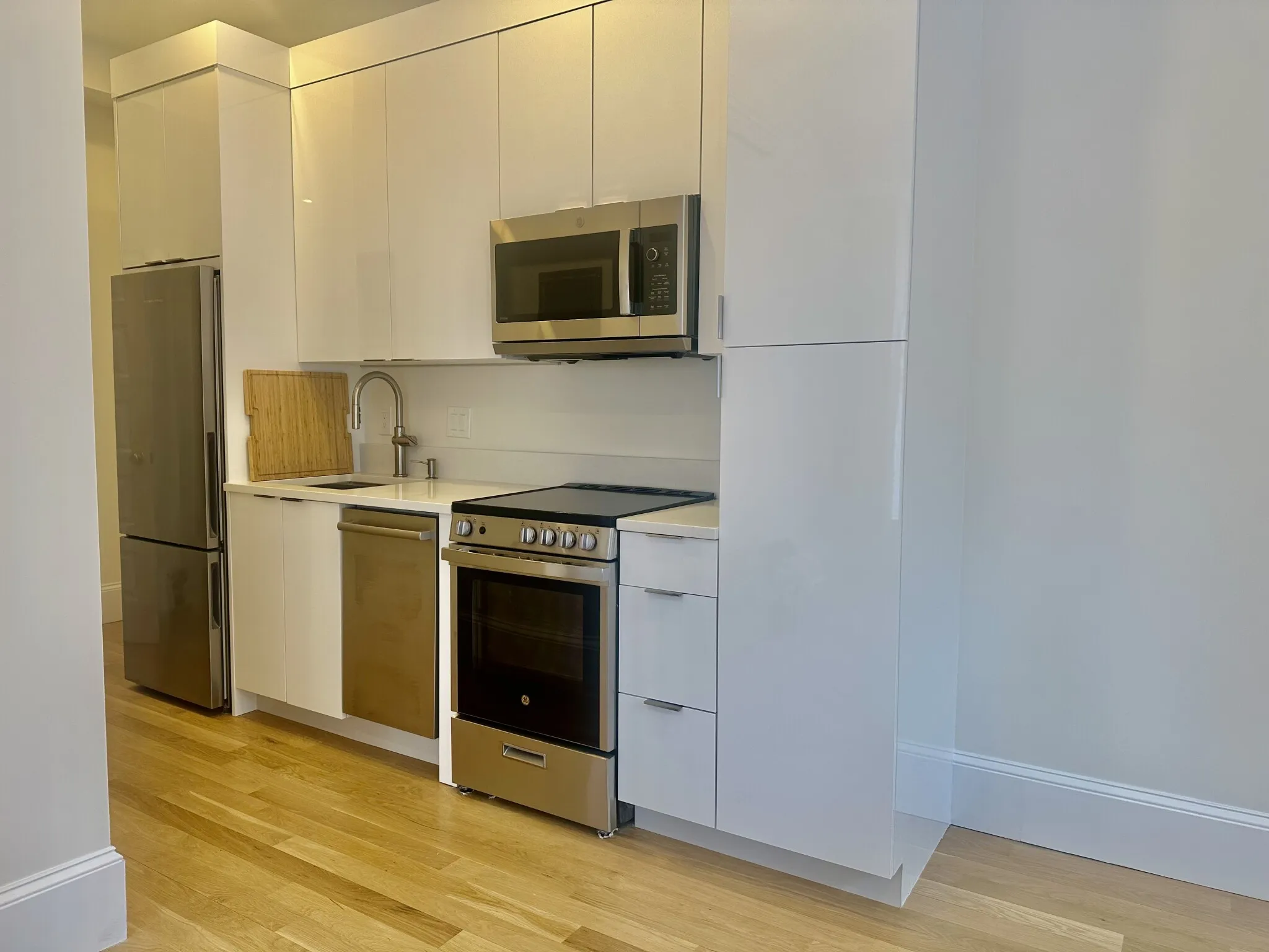 1 bed, 1 bath apartment for rent at 15 Revere St Unit B, Beacon Hill — photo 8 of 19