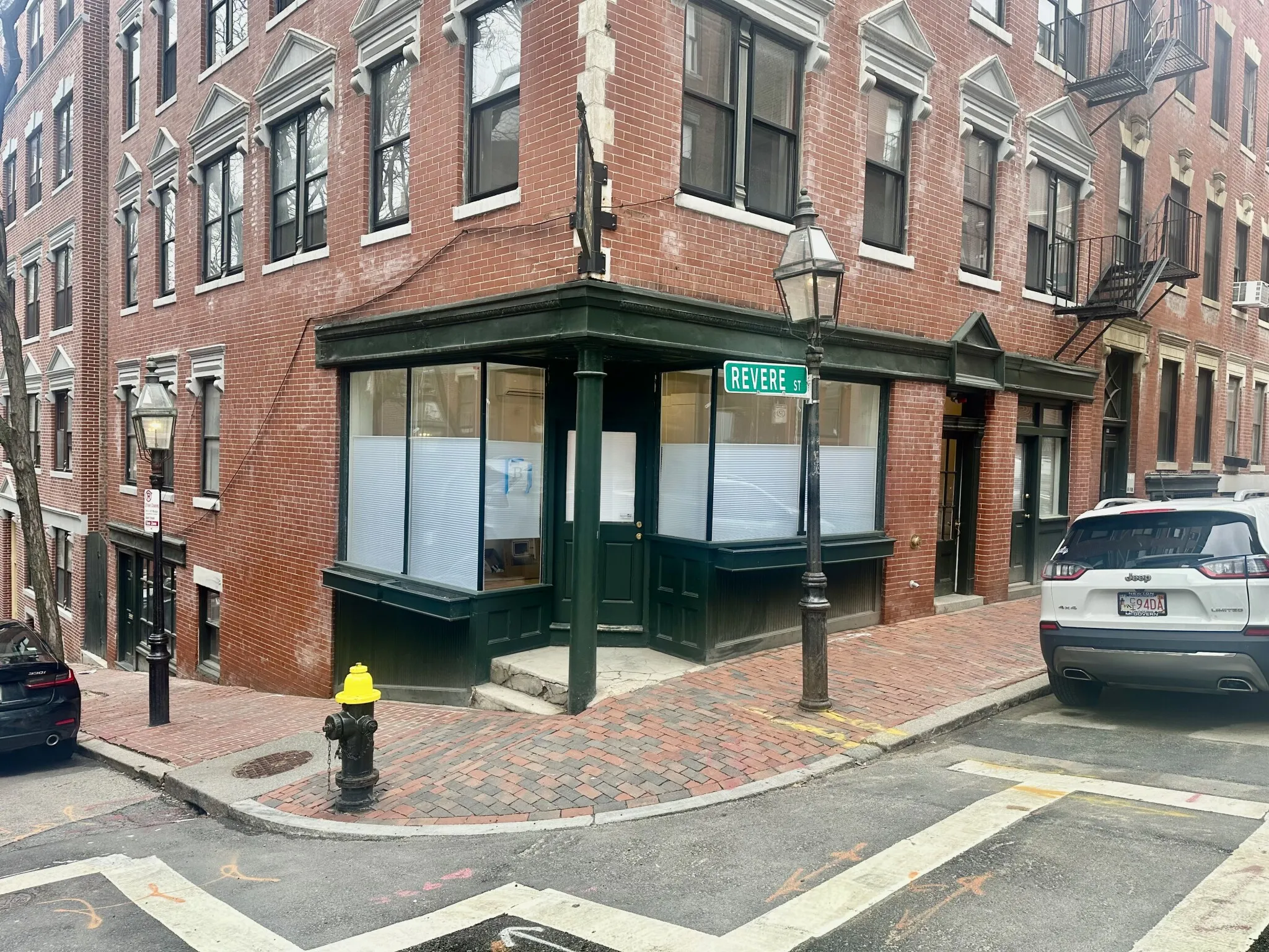 1 bed, 1 bath apartment for rent at 15 Revere St Unit B, Beacon Hill — photo 6 of 19