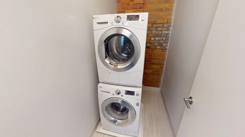 3 bed, 3 bath apartment for rent at 15 Richdale Unit 219, Porter Square — photo 17 of 18