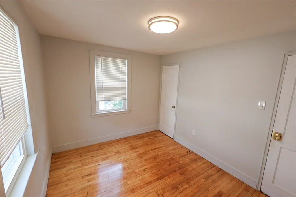 2 bed, 1 bath apartment for rent at 15 Ridgeview Ave Unit 1, Mattapan — photo 9 of 9