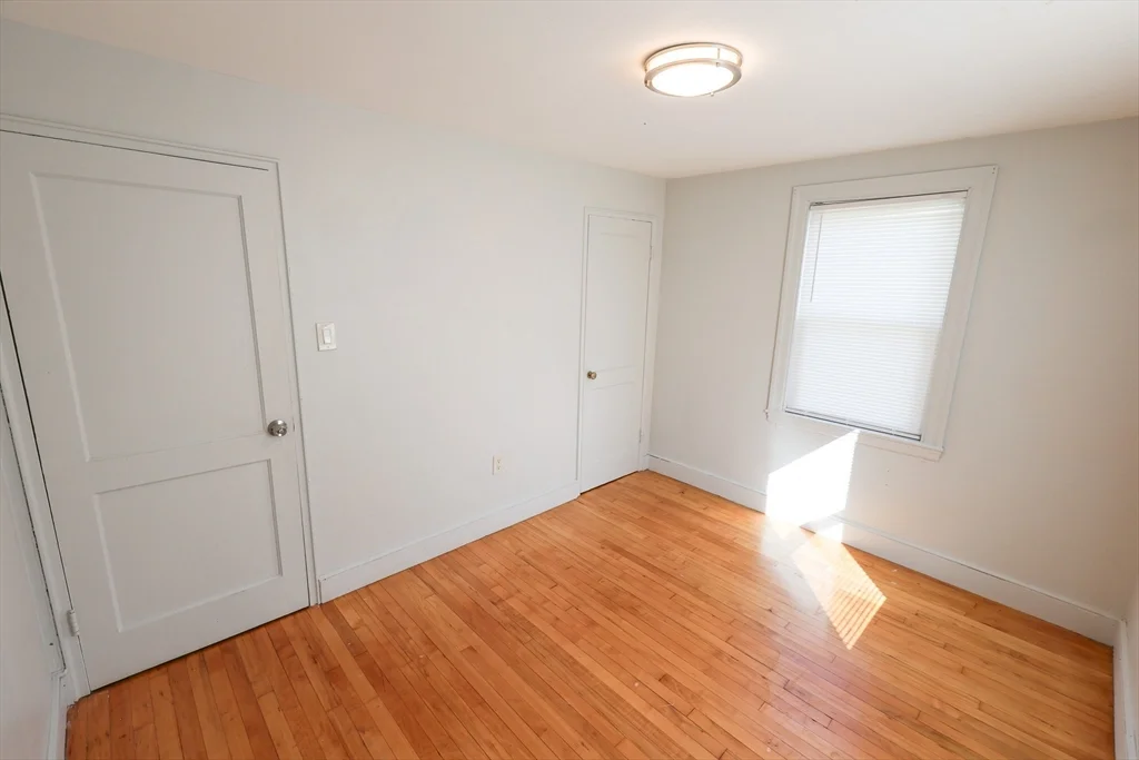 2 bed, 1 bath apartment for rent at 15 Ridgeview Ave Unit 1R, Mattapan — photo 7 of 15