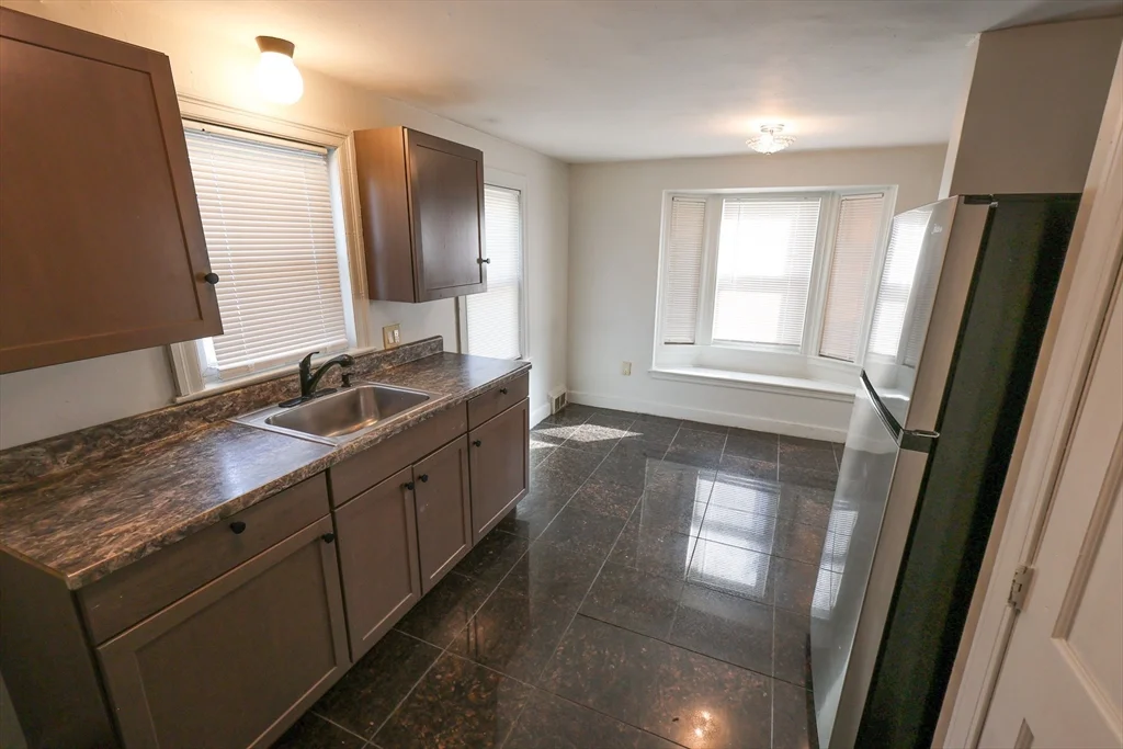 2 bed, 1 bath apartment for rent at 15 Ridgeview Ave Unit 1R, Mattapan — photo 2 of 15