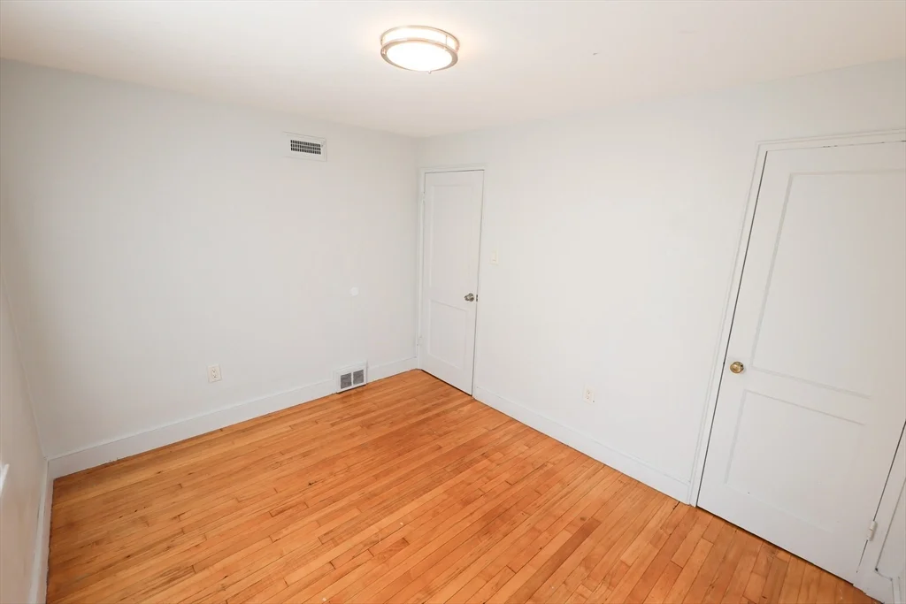 2 bed, 1 bath apartment for rent at 15 Ridgeview Ave Unit 1R, Mattapan — photo 9 of 15