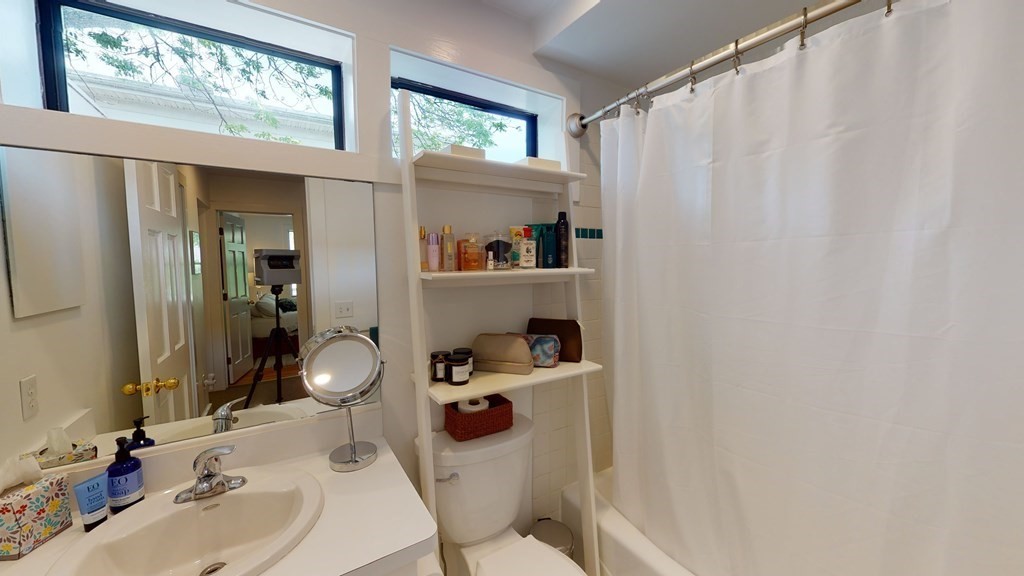 4 bed, 2 bath apartment for rent at 15 Roberts Rd Unit B, Harvard Square — photo 11 of 30