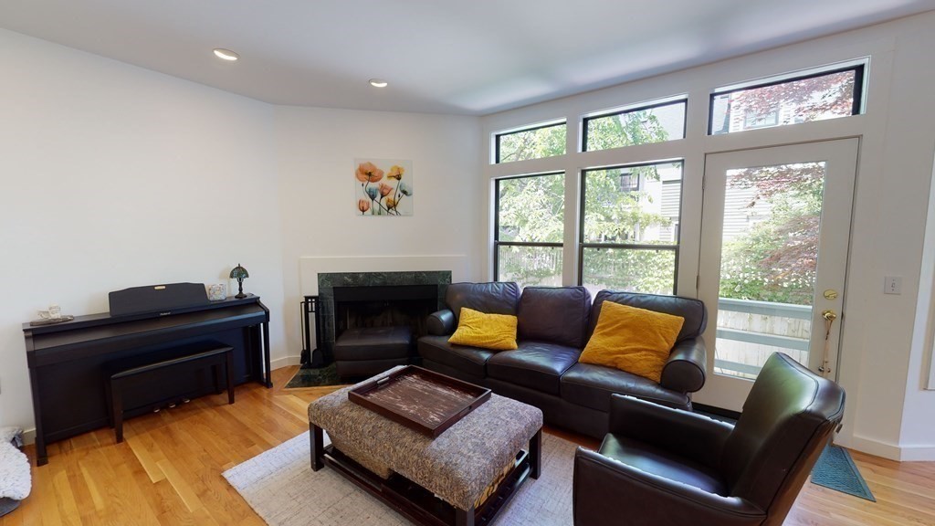 4 bed, 2 bath apartment for rent at 15 Roberts Rd Unit B, Harvard Square — photo 6 of 30