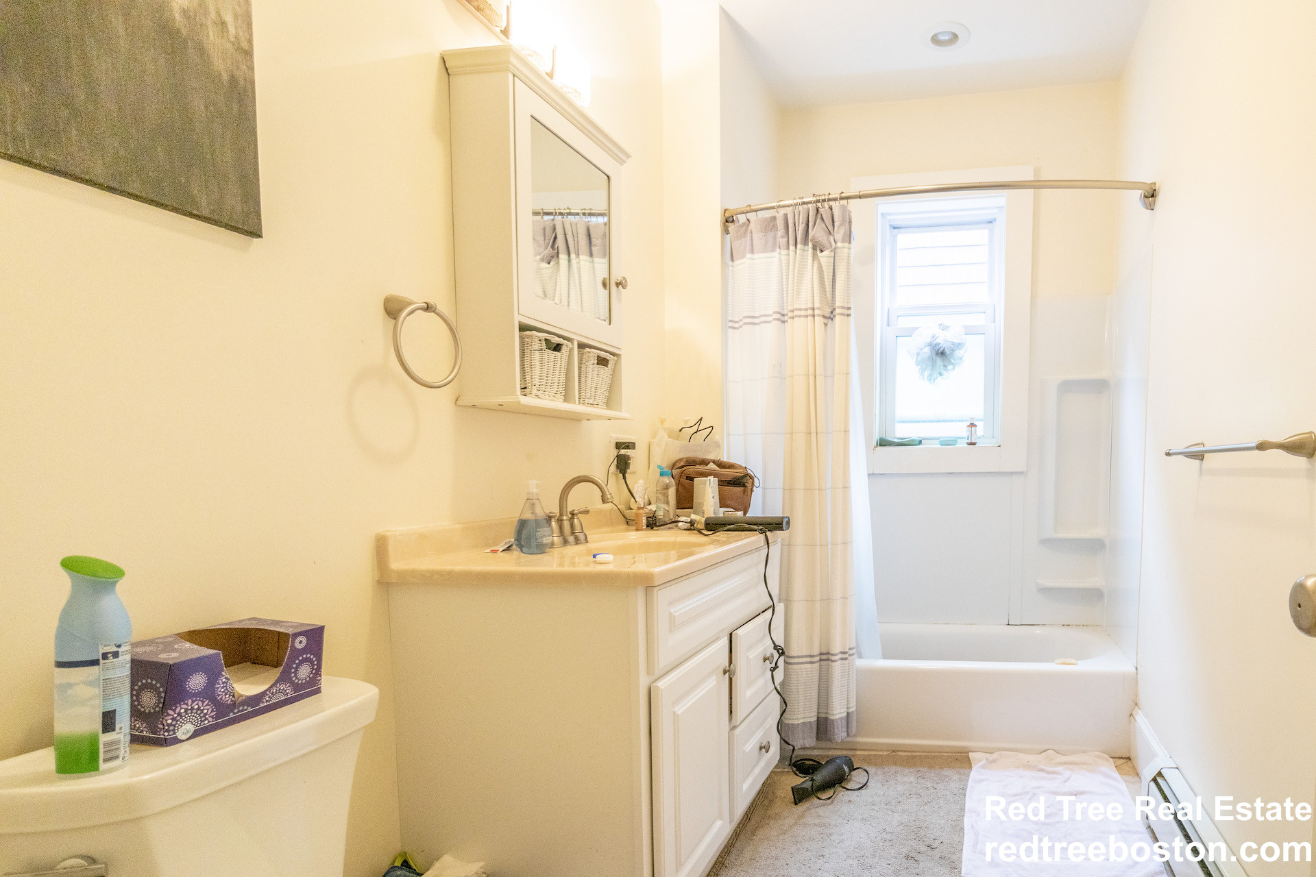 4 bed, 1.5 bath apartment for rent at 15 Romsey St Unit 1, Dorchester — photo 8 of 15