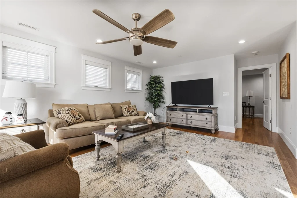 2 bed, 2 bath apartment for rent at 15 Rowell Unit 15, Middleton — photo 31 of 38