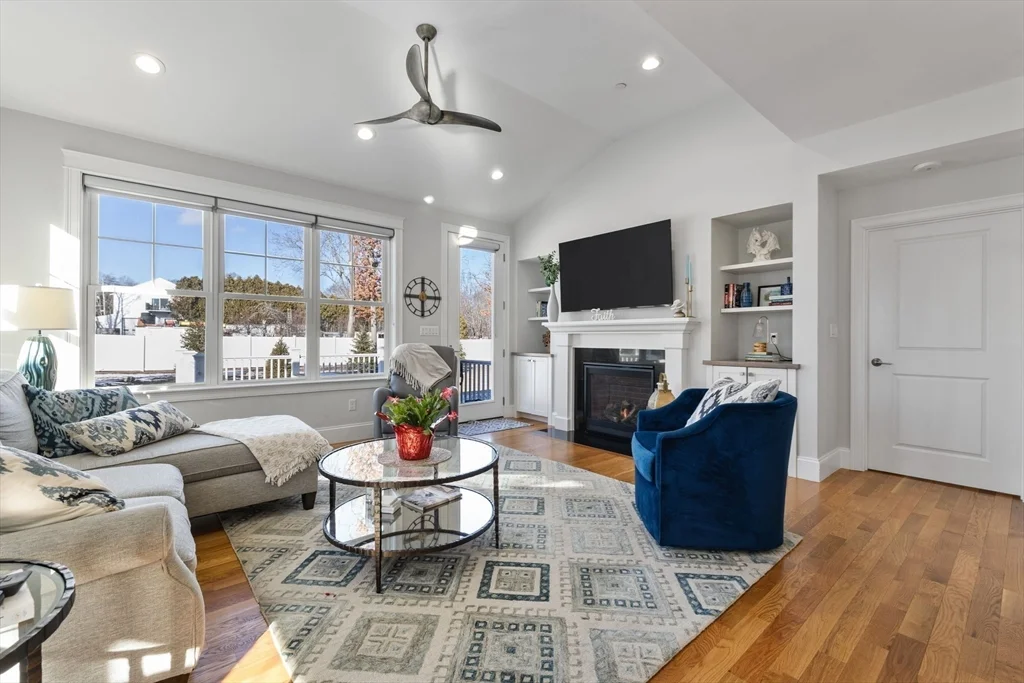 2 bed, 2 bath apartment for rent at 15 Rowell Unit 15, Middleton — photo 6 of 38
