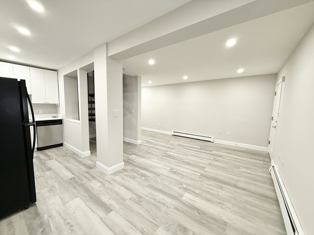 3 bed, 1 bath apartment for rent at 15 Ruggles St Unit 3, Roxbury — photo 2 of 7