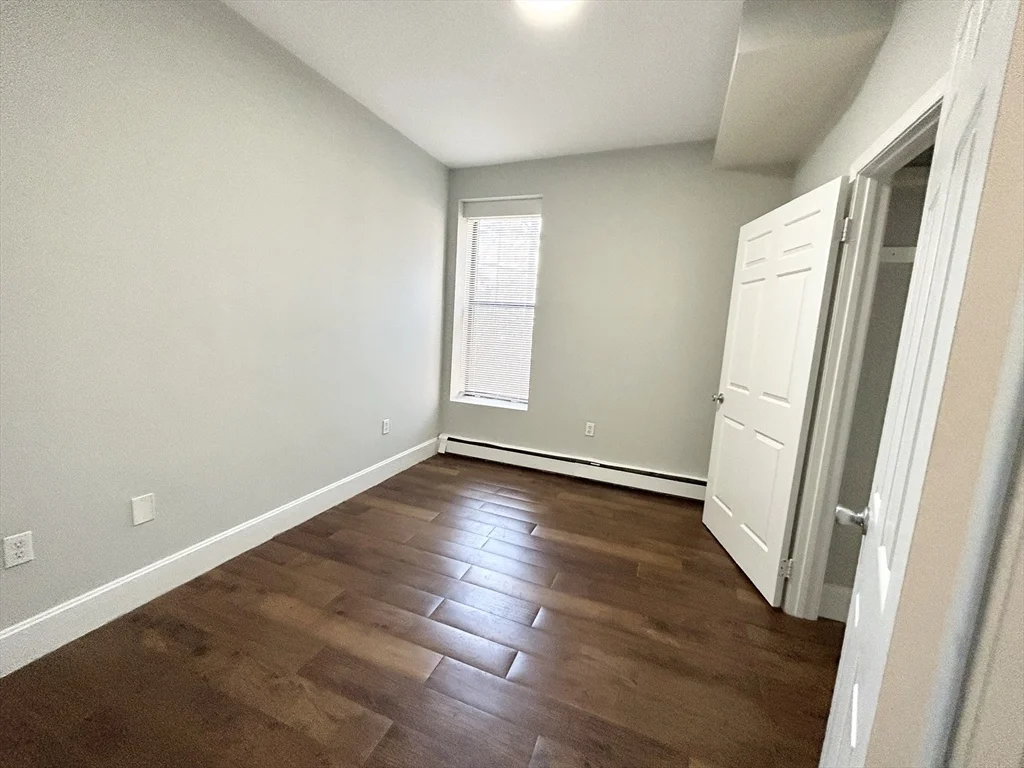 3 bed, 1 bath apartment for rent at 15 Ruggles Unit 2, Roxbury — photo 8 of 11