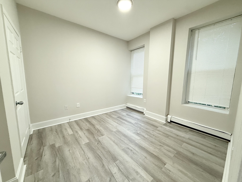 3 bed, 1 bath apartment for rent at 15 Ruggles Unit 4, Roxbury — photo 2 of 5