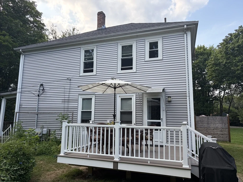 1 bed, 1 bath apartment for rent at 15 S Highland Ave Unit 2, Plymouth — photo 1 of 15
